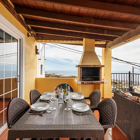 House Tijoco Bajo 3 Bed Adeje 別荘 アデヘ